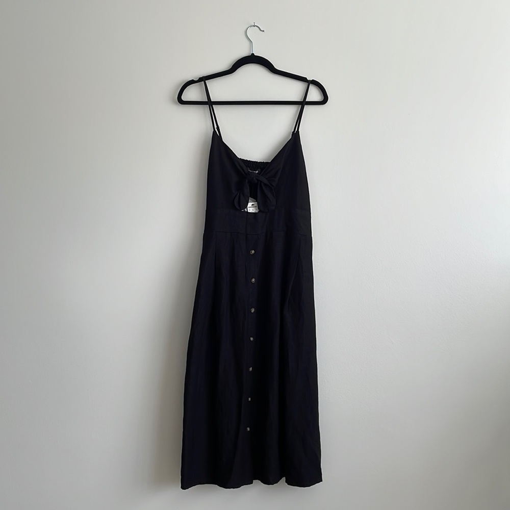 Express Women’s Black Midi Dress with Keyhole and Bow Detail Front New with Tags